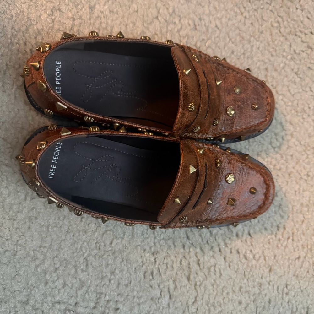 Brown Free People Suki Studded Loafers (size 39) - Picture 2 of 4